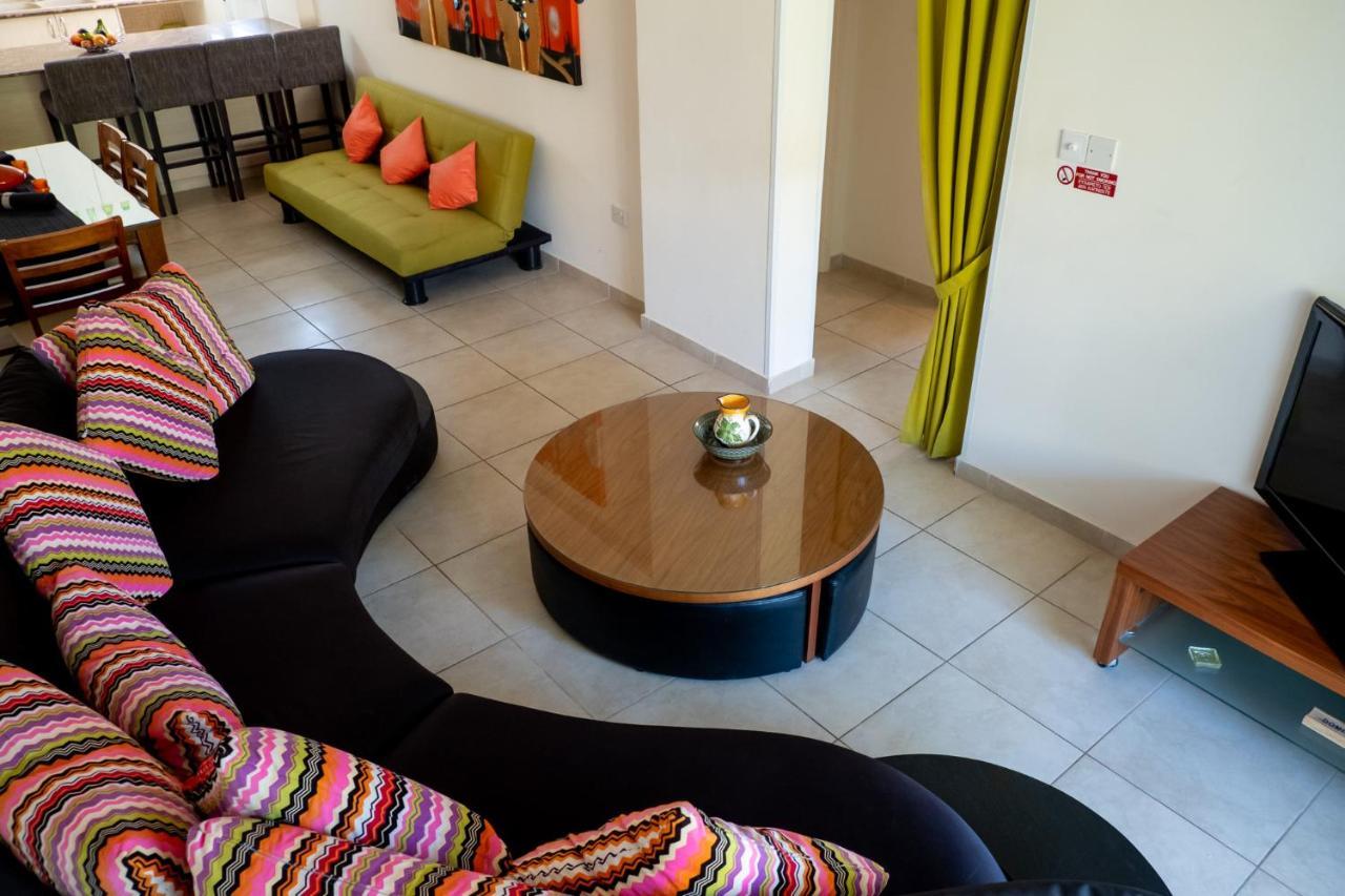 Stylish 2 Bedroom In Pegia Apartament Peja